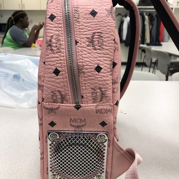 MCM X WIZPAK BOOKBAG (AUTHENTICATED) - Picture 6 of 6